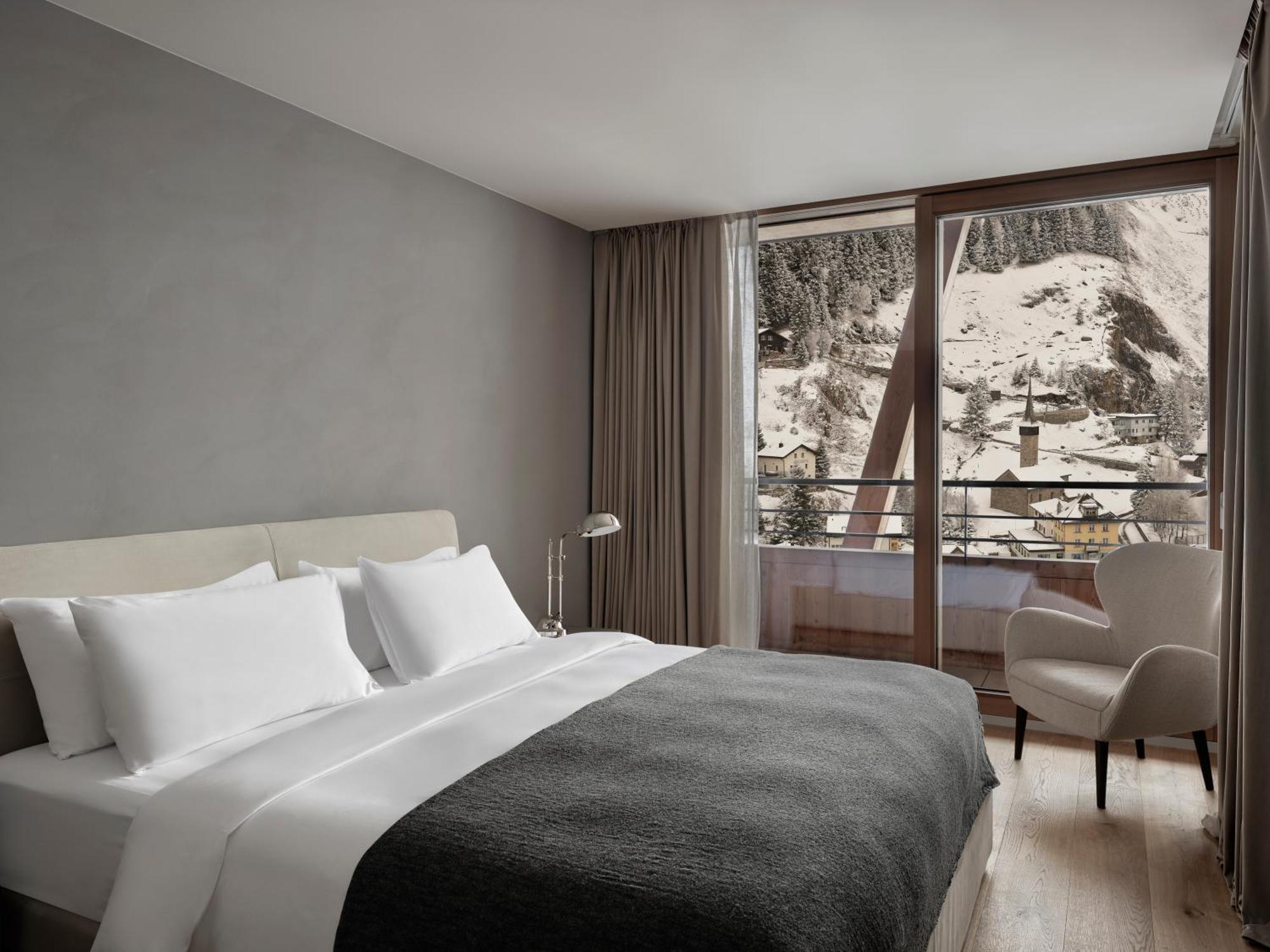 Radisson Blu Reussen, होटल